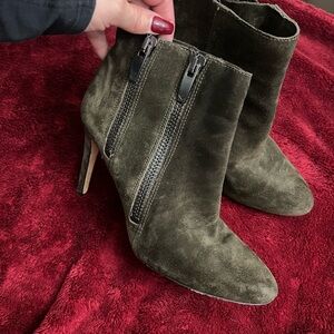 Via Spiga Dark Green Suede Heeled Boots